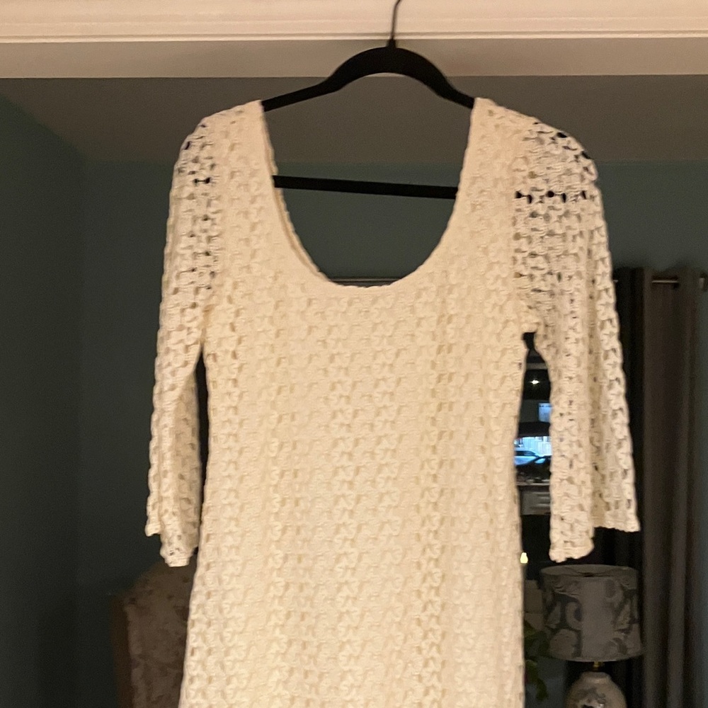 Cream Lace 3/4 Sleeve Top